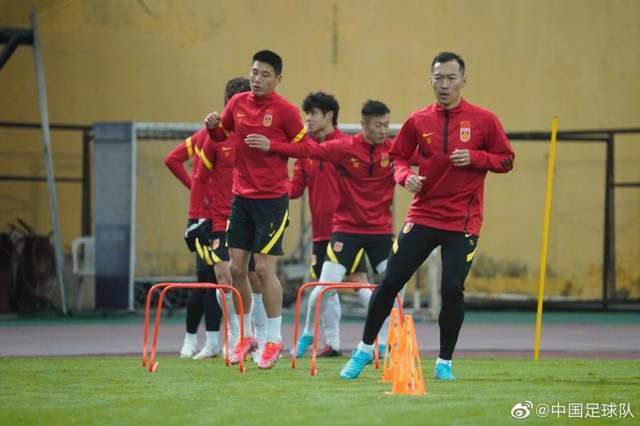 国产乱码精品一区二区三区中